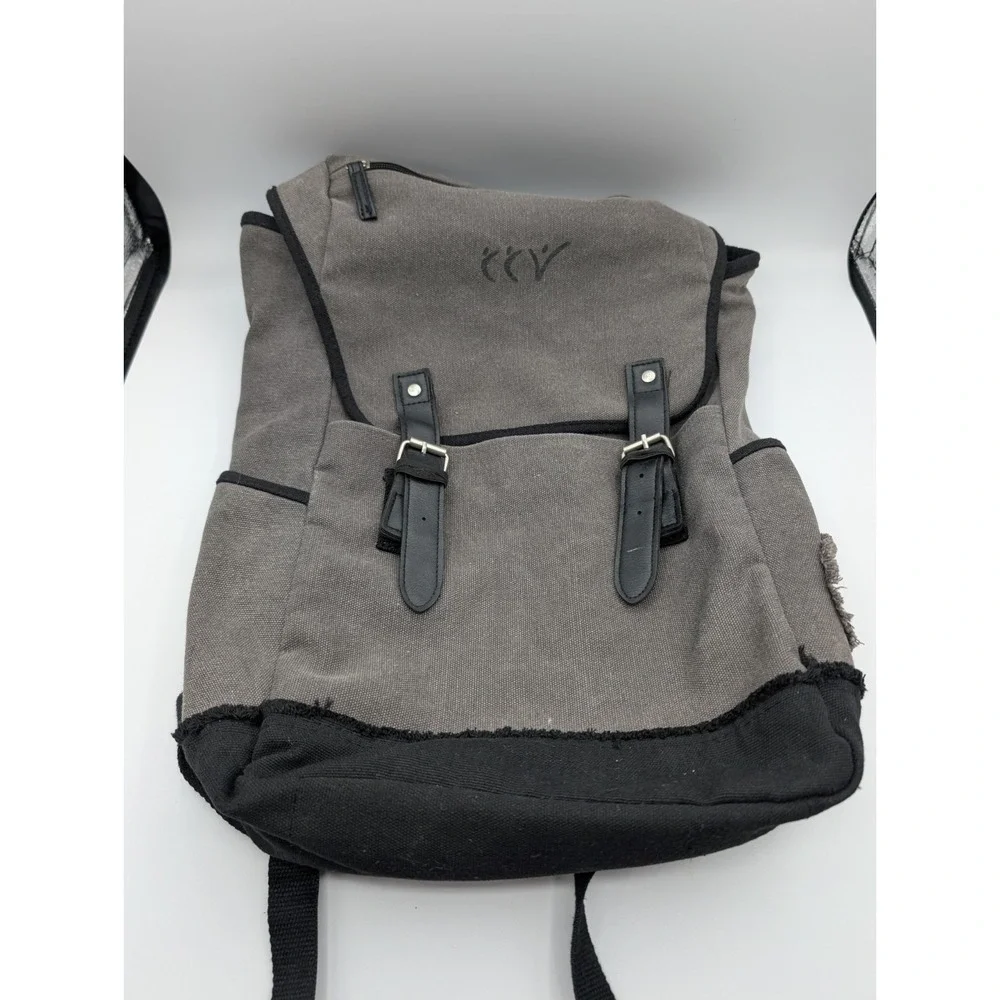 Field & Co 15